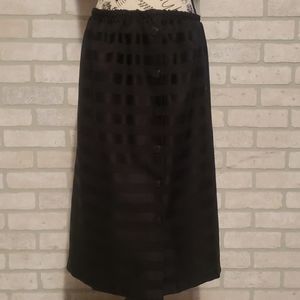 Susie's Essentials Womens Skirt